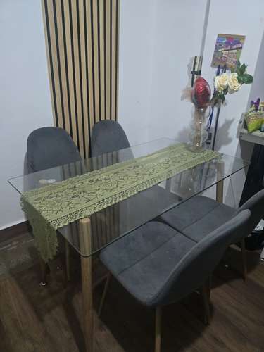 Comedor de Vidrio de 4 puestos - Negociable - Imagen 2