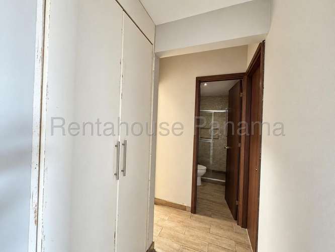 Casa en Venta en Obarrio | 4 Habitaciones y Excelente Ubicación 27YCG3073 - Imagen 15