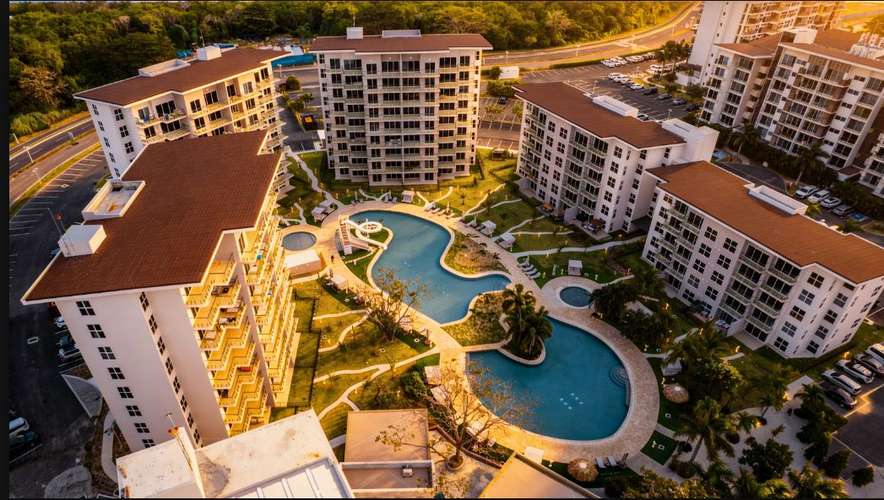 Apartamentos en venta en Playa Caracol LH