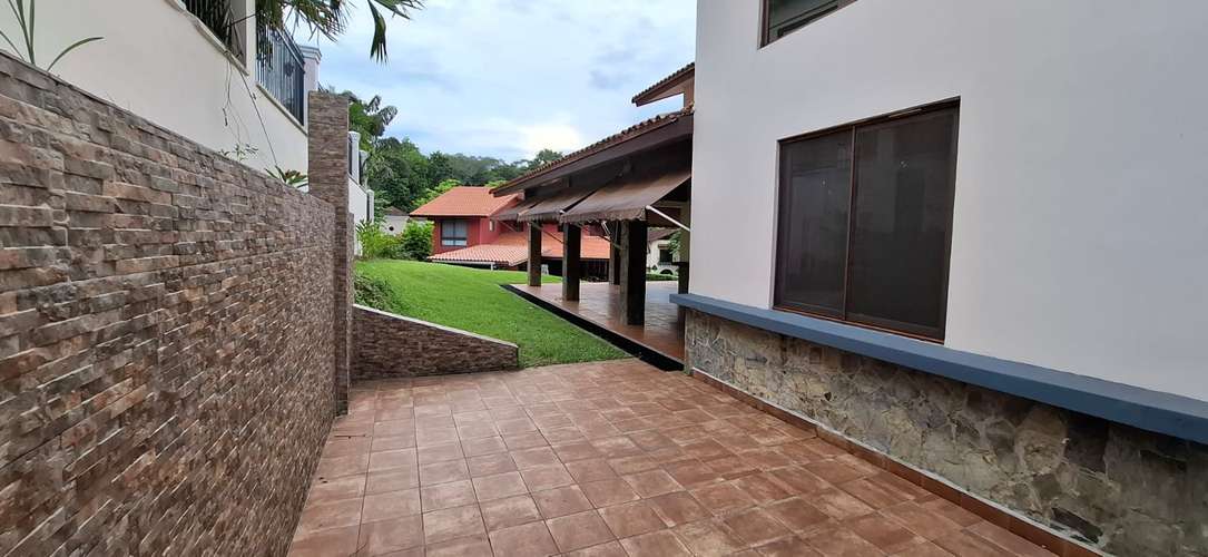 **Elegante y Espaciosa Residencia en Exclusiva Comunidad Cerrada (Clayton)* - Imagen 7