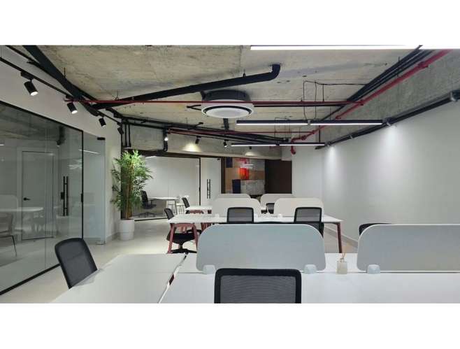 ALQUILER OFICINA AMOBLADA FINANCIAL PARK COSTA DEL ESTE 188M2 JP