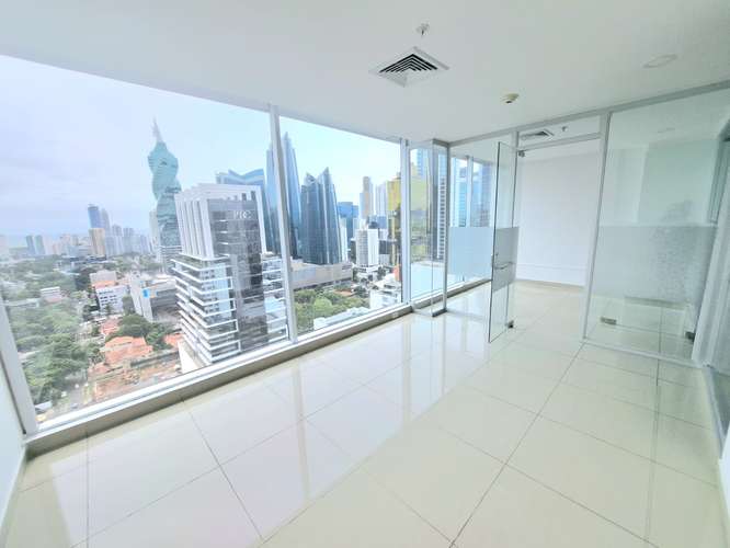 ALQUILER OFICINA PANORAMICA OBARRIO SORTIS 5 DIVISIONES 3 ESTACIONAMIENTOS 115M2 VV  - Imagen 5