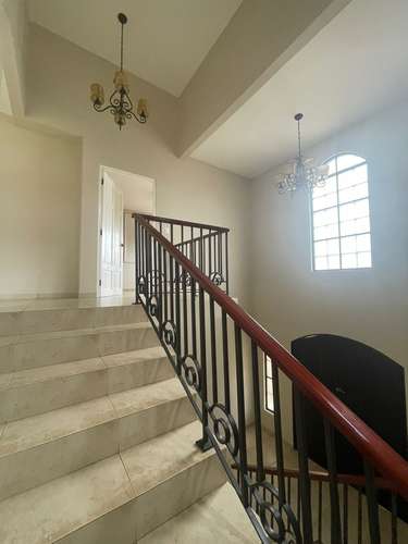 VENTA CASA CON AMPLIO PATIO EN CLAYTON - Imagen 14