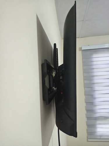 TELEVISOR SMART 32" - Imagen 4