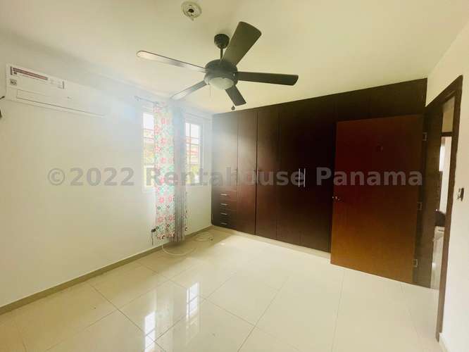 Venta de Casa Dúplex en El doral El Bosque| 318 m², 27GP659 - Imagen 10