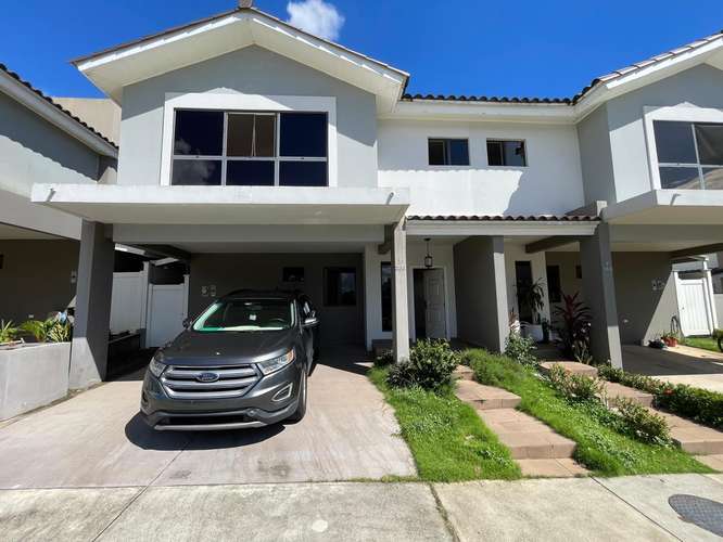 VENTA DE CASA EN PASEO DEL NORTE (BRISAS DEL GOLF) // PH AVENTURA// REMATE