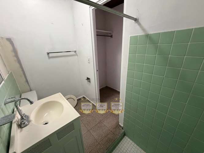 VENTA DE CASA DE ESQUINA CERRO VIENTO - Imagen 4