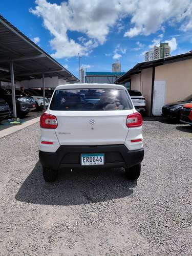 2025 Suzuki S-Presso - 5887 km - Impecable - Imagen 4