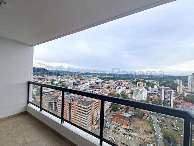  Alquiler de Apartamento en Bella Vista, PH Balboa Bay 27LGG3086 - Imagen 2