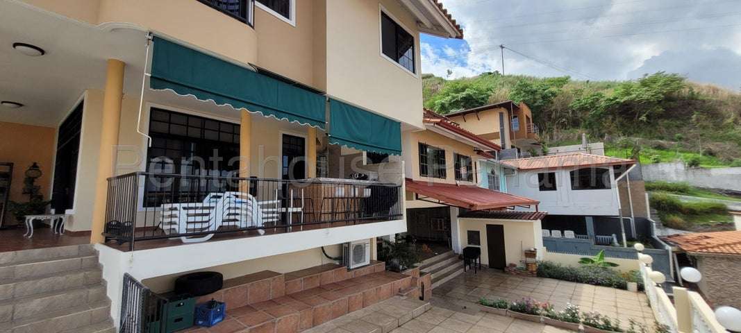 Venta de casa en Limajo, Altos de Panamá IH25-9377 - Imagen 17