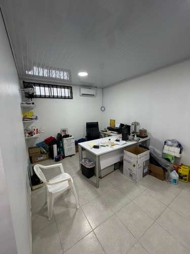 Se Vende Local Comercial con Área de Producción – Las Mañanitas - Imagen 7