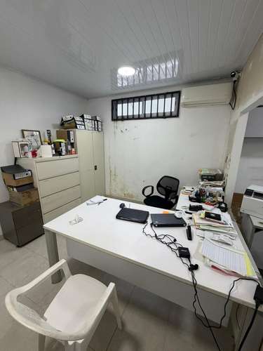 Se Vende Local Comercial con Área de Producción – Las Mañanitas - Imagen 3