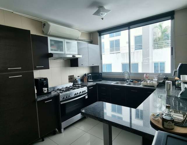 Alquier AMOBLADO - PH LATITUDE - COSTA DEL ESTE - 220 Mts2 - OPORTUNIDAD - Imagen 3