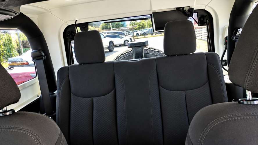 JEEP WRANGLER SPORT 4X4 2018 | SOLO 31,852 KM | $19,900 - Imagen 5