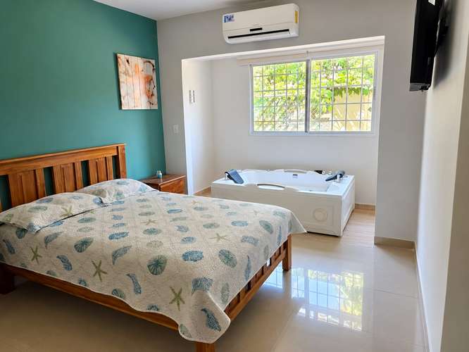 Casa en Venta y Alquiler – Playa Grande, Las Uvas, San Carlos | RE - Imagen 6