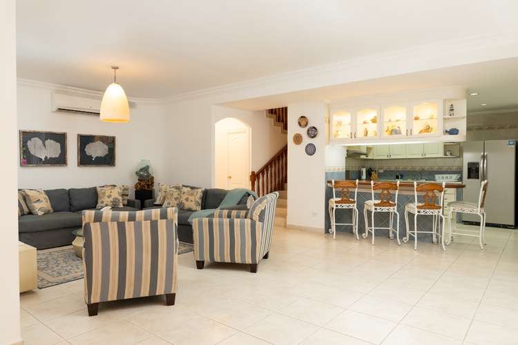 VENTA: PLAYA BLANCA Casa  | 6 Recámaras, Piscina Privada y Acceso a la Playa - Imagen 7