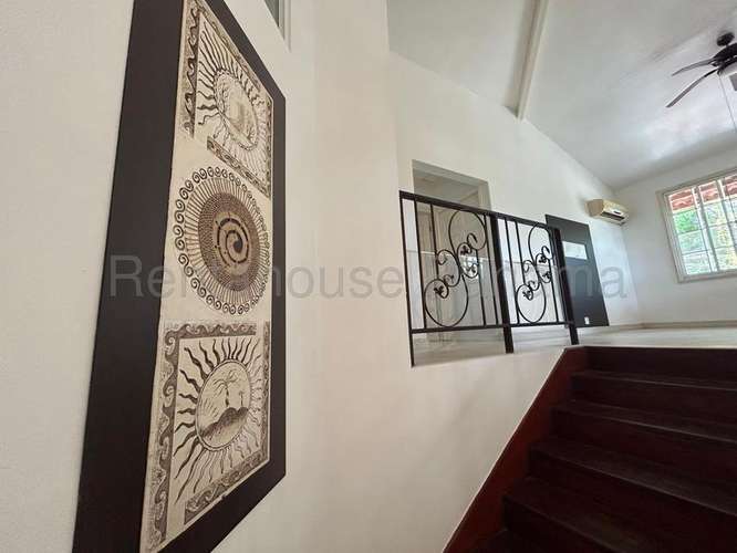 Casa Parcialmente Amoblada en Alquiler en Diablo CIG - Imagen 14