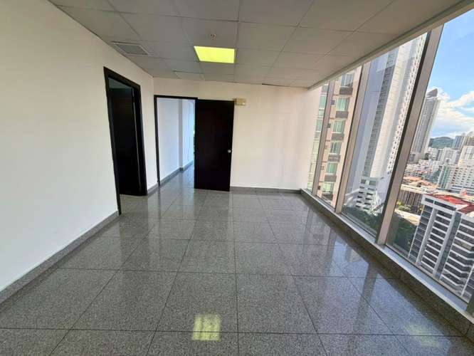ALQUILER DE OFICINA EN TORRE SFC, OBARRIO (8) - Imagen 4