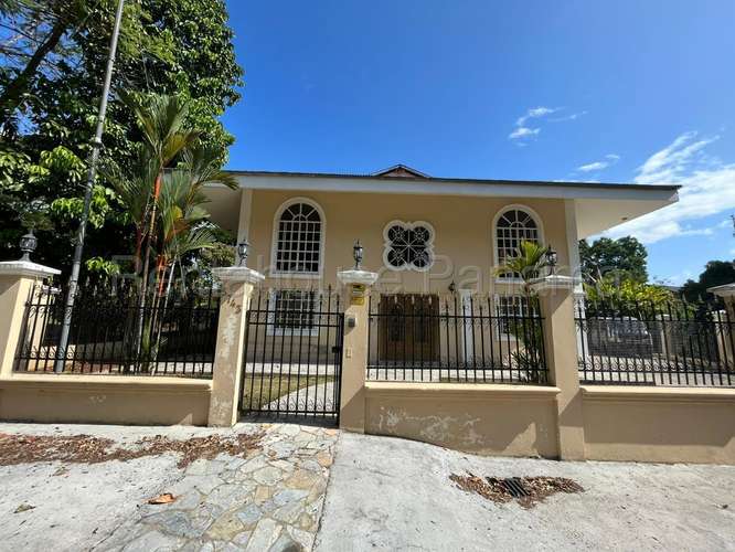 Venta de Casa en Ancon 27PPM542