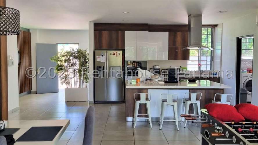 Venta de Casa en Ancon 25PPM8748