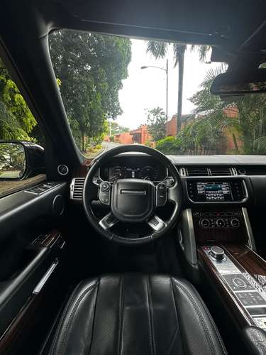 RANGE ROVER VOGUE SE 2016 $34,900