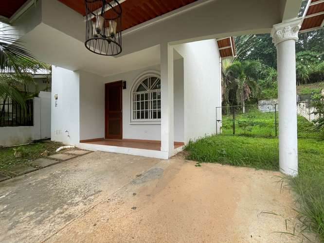 ¡Hermosa Casa Dúplex en Venta en Urbanización La Isabela, Arraiján!