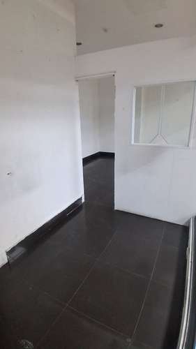Local Dorado Mall, 30mts, 1 bano, $1000
