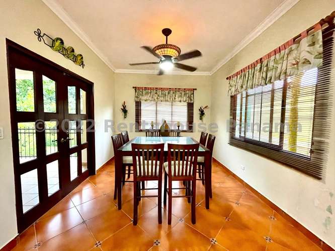 Venta de Casa en Ancon 23PPM2000