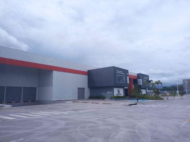 Venta o Alquiler de Bodegas en Zona Franca - Imagen 16