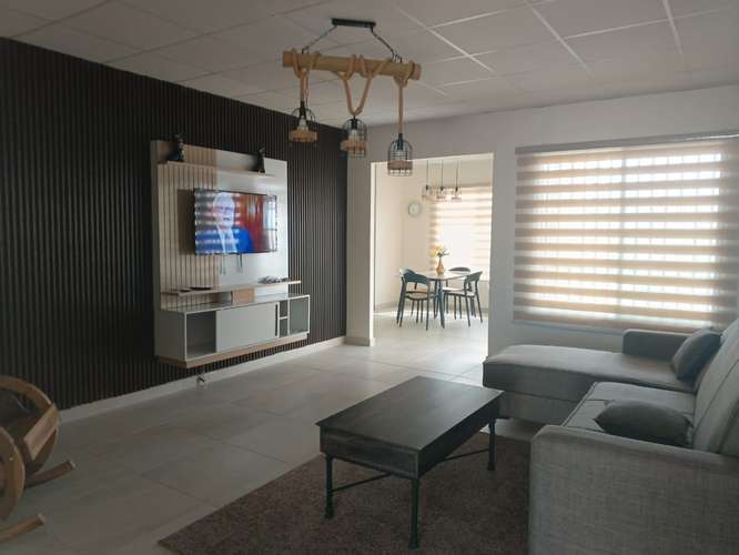 Casa amoblada en alquiler en Versalles del Oeste III | $900 - Imagen 2