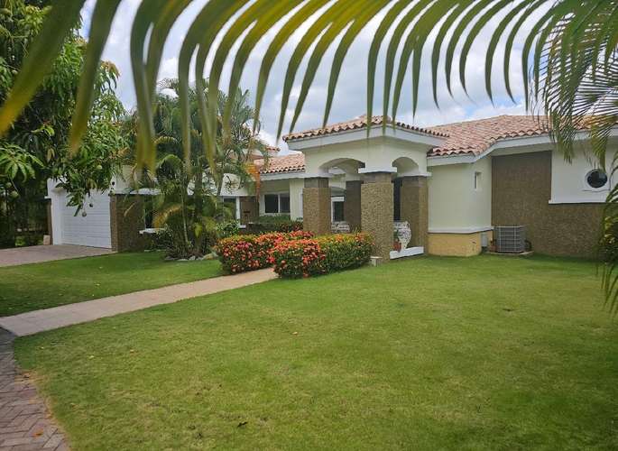 Venta de Casa en Tucan Country Club - Imagen 8