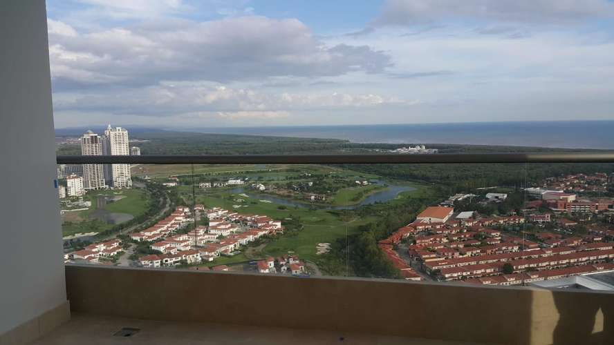 SANTA MARÍA | 215 M² | 3 RECÁMARAS | DEN | 2 PARKINGS | $680K - Imagen 2