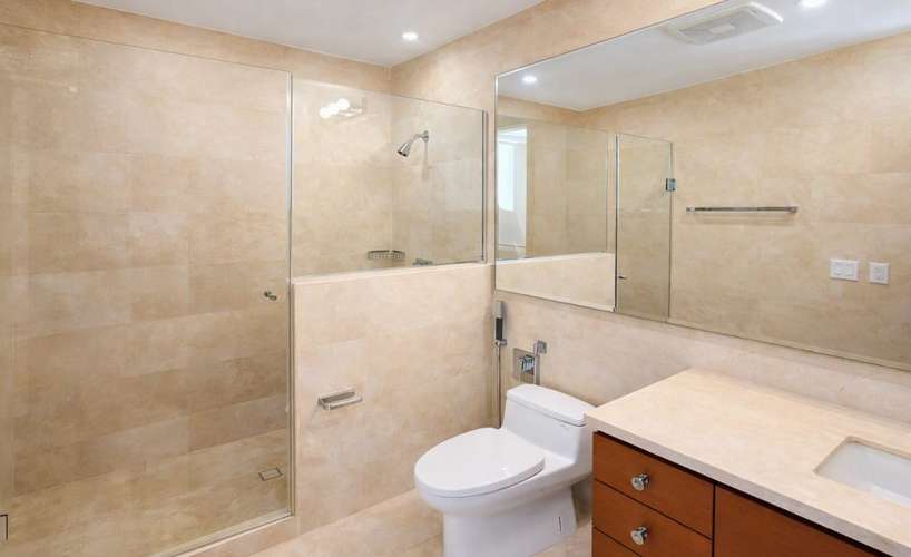 SANTA MARÍA | 215 M² | 3 RECÁMARAS | DEN | 2 PARKINGS | $680K - Imagen 13
