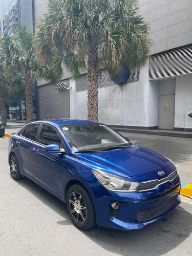 Kia  Rio, Azul, 2019. 