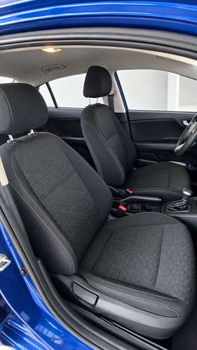 Kia  Rio, Azul, 2019.  - Imagen 6