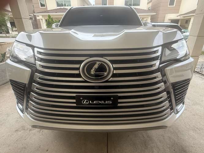 Se vende Lexus LX609 comprado agencia de Ricardo Perez - Imagen 2