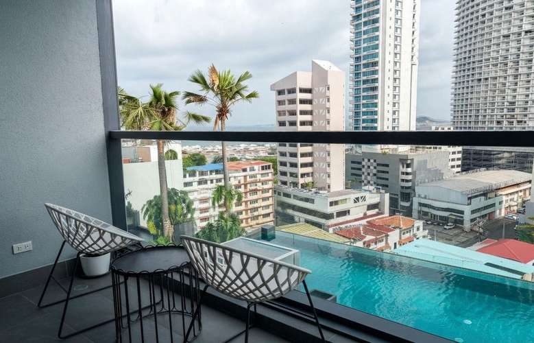 Apartamento en Bella Vista I con balcón y vista espectacular - Imagen 3