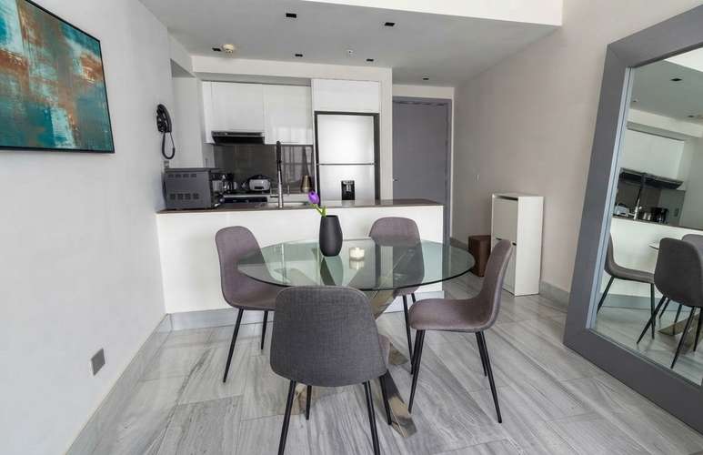 Apartamento en Bella Vista I con balcón y vista espectacular - Imagen 6