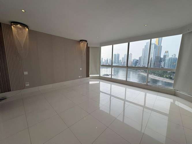 Apartamento en Punta Paitilla con vista al mar y excelentes espacios - Imagen 11