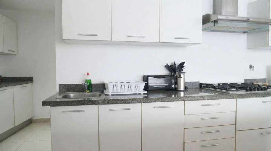 AVENIDA BALBOA I AMOBLADO I 4 RECAMARAS I 308 M² I BALCON + VISTA AL MAR - Imagen 7