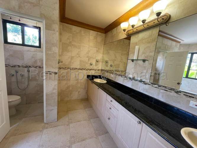 Alquiler de Casa con espectacular Piscina en Clayton 26*8985Mfk - Imagen 13