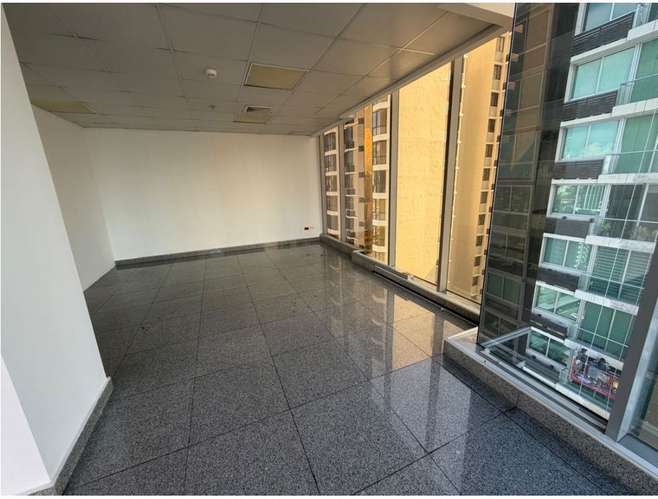 VENTA OFICINA TORRE SFC OBARRIO 113.85M2 2 ESTACIONAMIENTOS AREA BANCARIA JP - Imagen 8