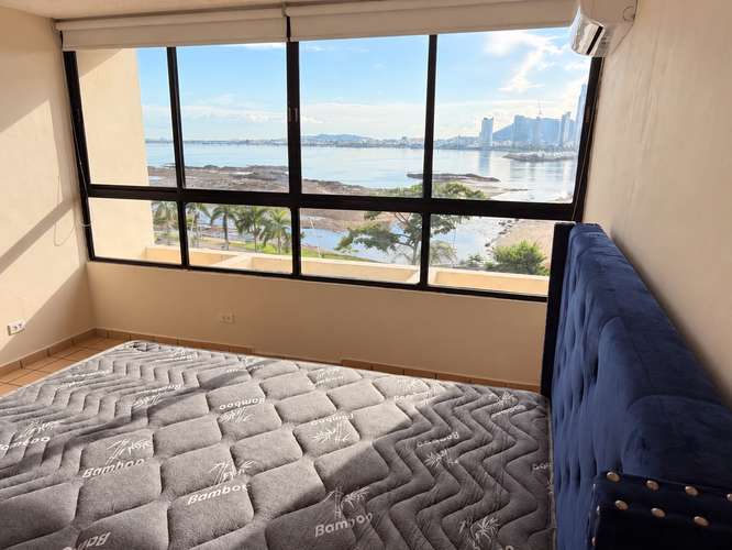ALQUILER EN AVENIDA BALBOA | AMOBLADO Y REMODELADO CON VISTA AL MAR. (OR) - Imagen 6