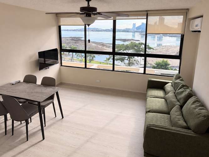 ALQUILER EN AVENIDA BALBOA | AMOBLADO Y REMODELADO CON VISTA AL MAR. (OR)