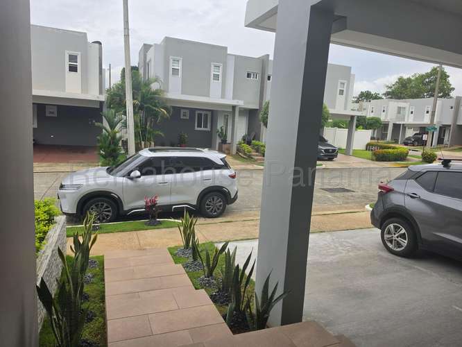 Casa en Venta Brisas del Golf 27EPP2018 - Imagen 2