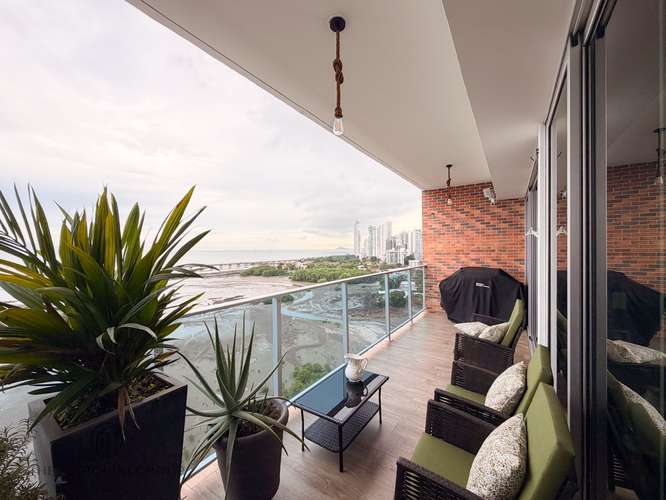 Venta de Apartamento Frente al Mar en Coco del Mar, San Francisco - Imagen 2