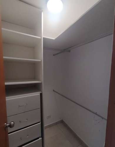  SE ALQUILA APARTAMENTO EN SAN FRANCISCO 