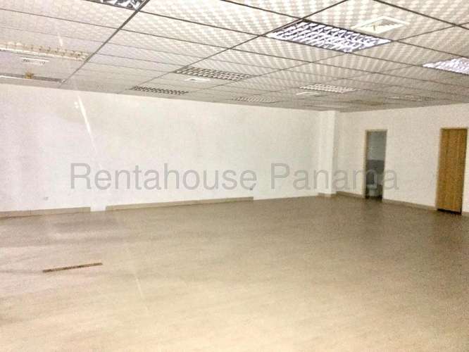 Amplio Local Comercial en Venta en Via España 27*2583Mfk - Imagen 7