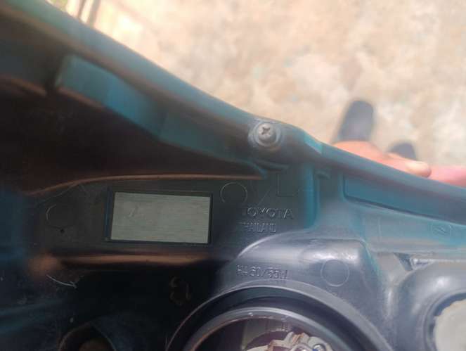 Lámpara Delantera Izquierda Toyota Hilux