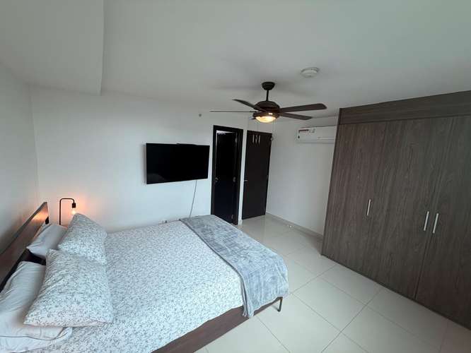 APARTAMENTO AMOBLADO EN PH MIDPARK - Imagen 8